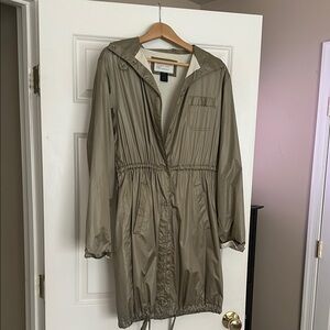 Marc By Marc Jacobs Green Trench Coat with Long Length and Drawstring Waist